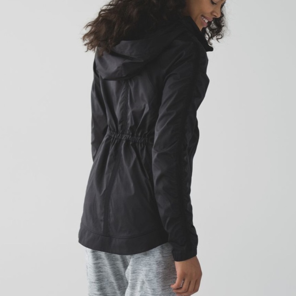 Lululemon Gather And Sprint Jacket